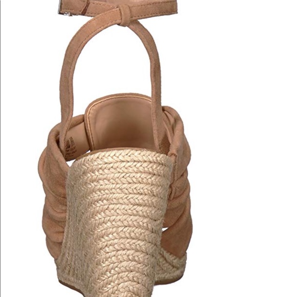 Sam Edelman’s Awan sandal in camel suede - Picture 6 of 8